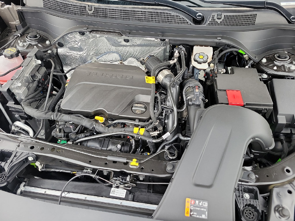 2026 Chevrolet Trax LT - Photo 16