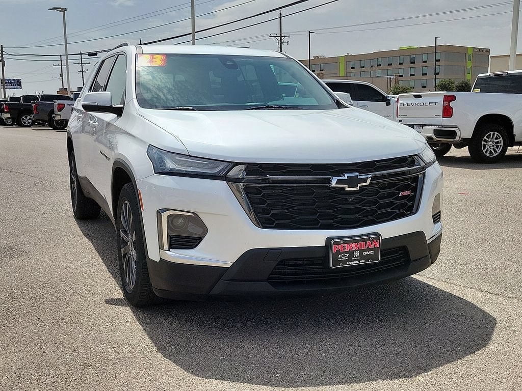 Used 2023 Chevrolet Traverse RS SUV