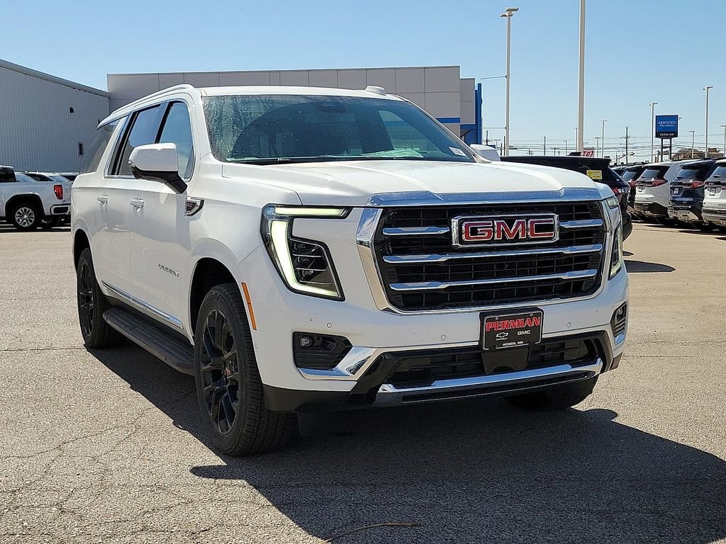 2026 GMC Yukon XL Elevation - Photo 2