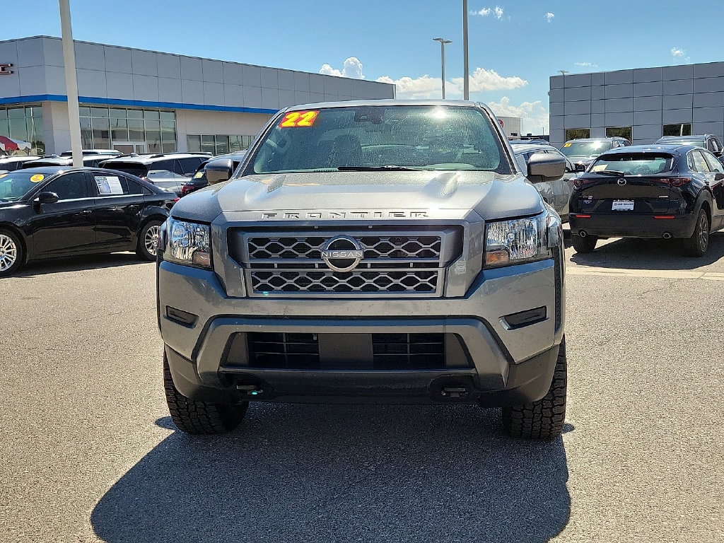 Used 2022 Nissan Frontier SV