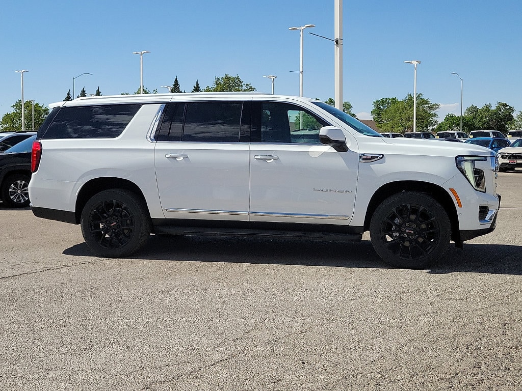 2026 GMC Yukon XL Elevation - Photo 14