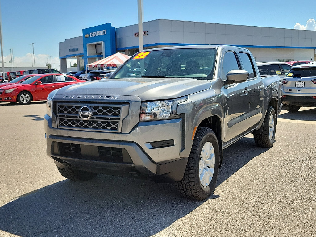 Used 2022 Nissan Frontier SV