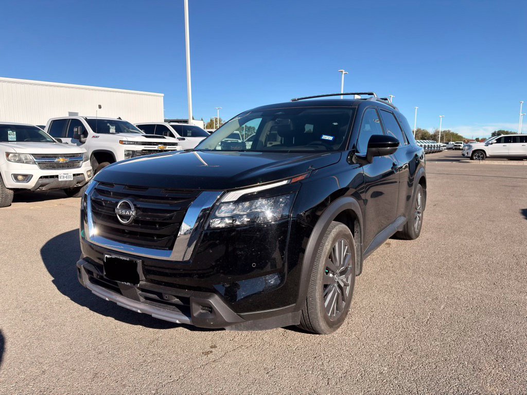 Used 2025 Nissan Pathfinder SL