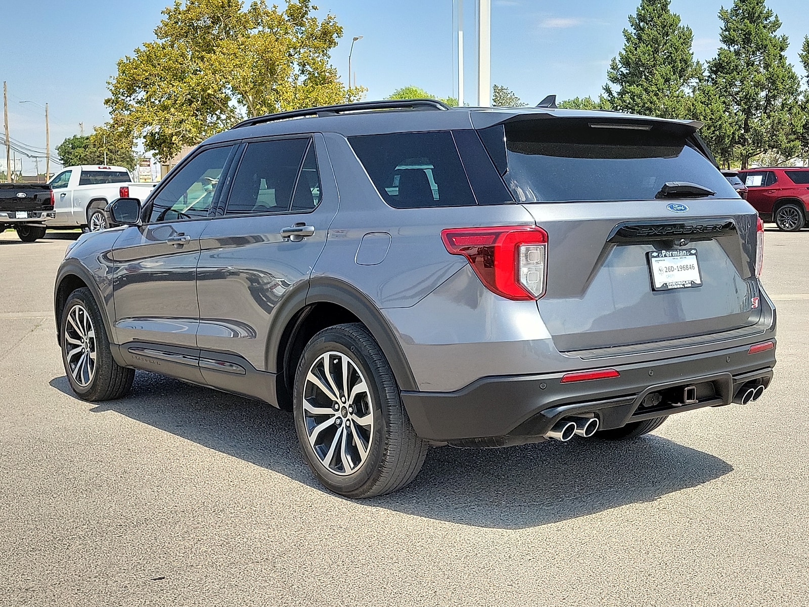 2022 Ford Explorer ST - Photo 7