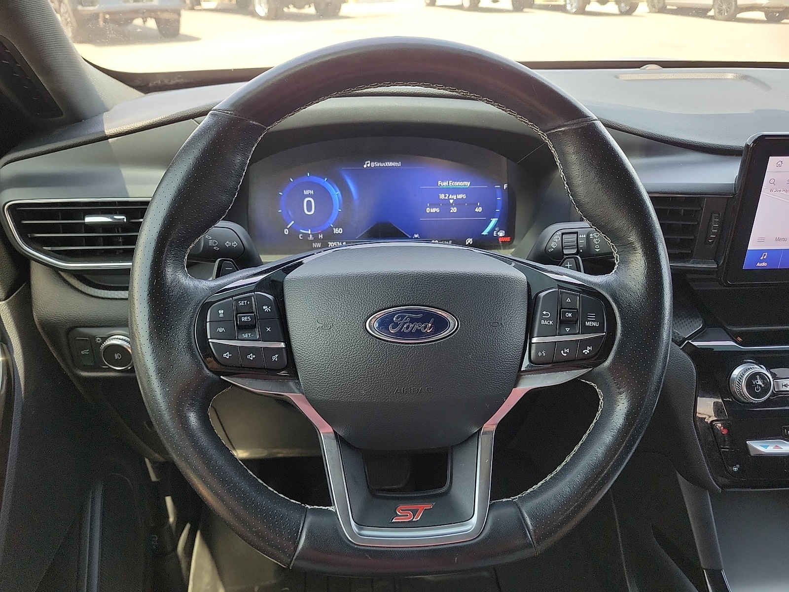 2022 Ford Explorer ST - Photo 24