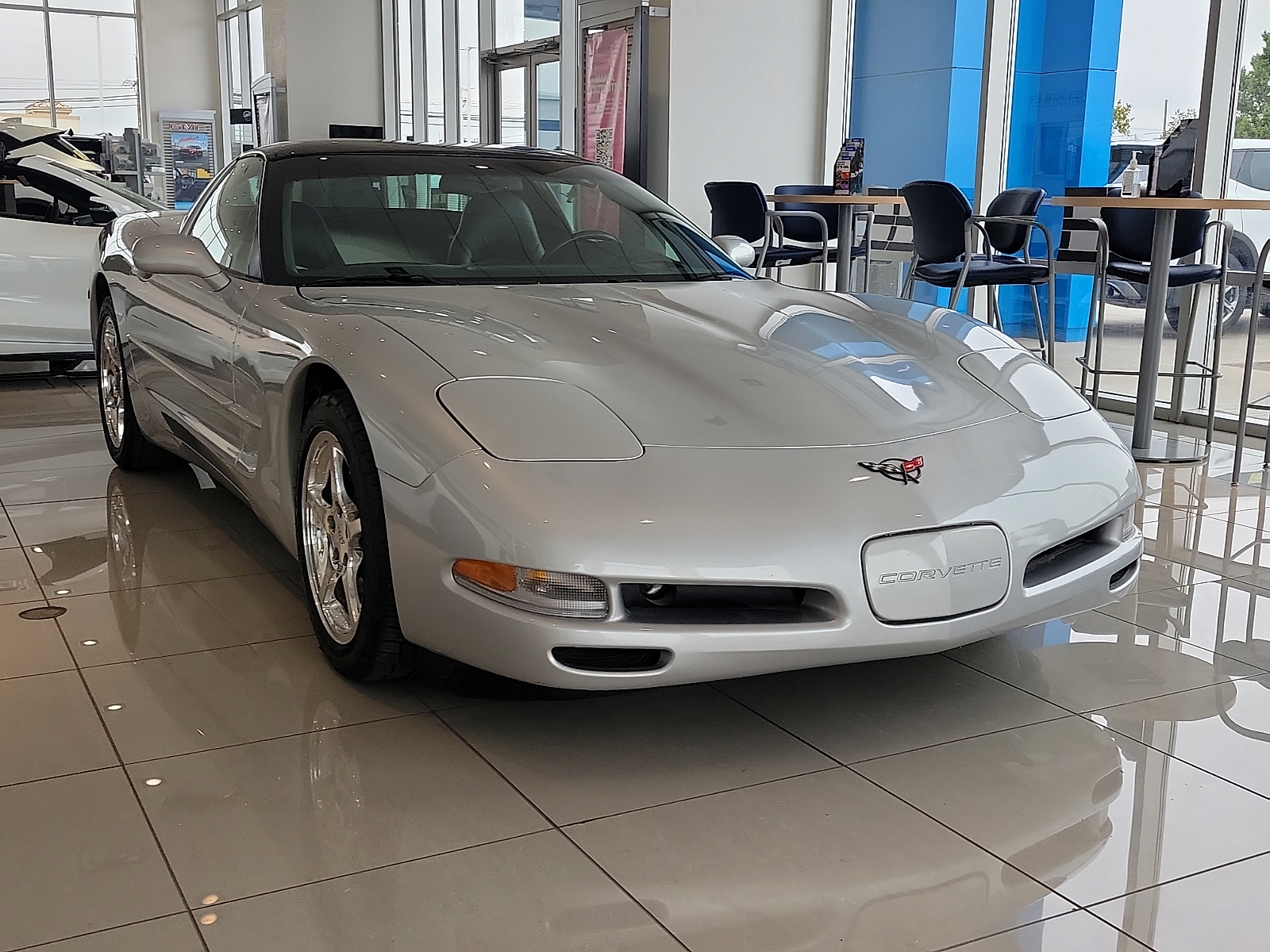 Used 2001 Chevrolet Corvette Coupe