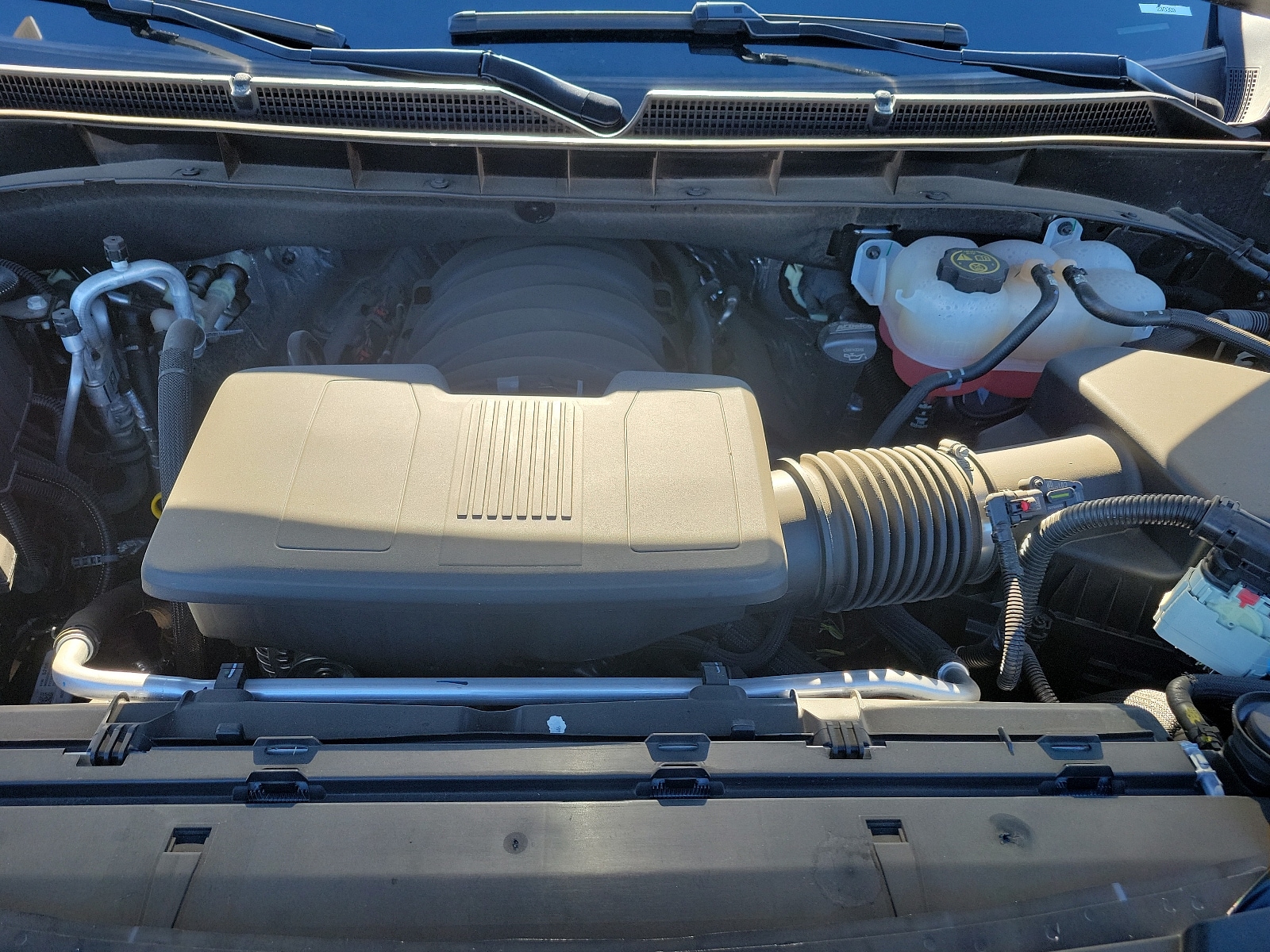 2023 GMC Yukon XL AT4 - Photo 13