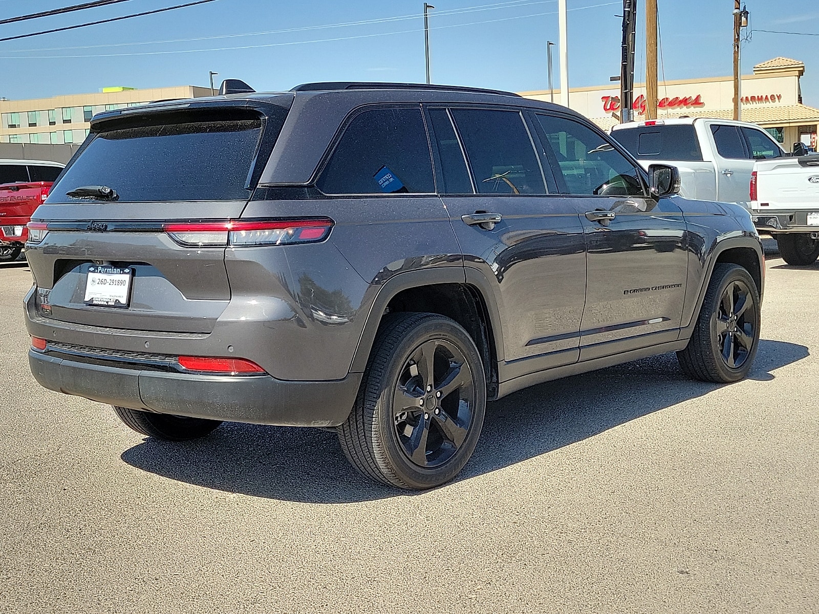 2023 Jeep Grand Cherokee Altitude - Photo 11