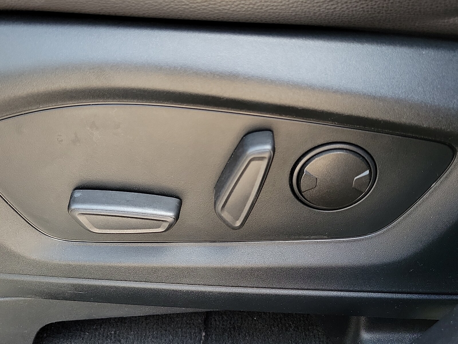 2022 Ford Explorer ST - Photo 20
