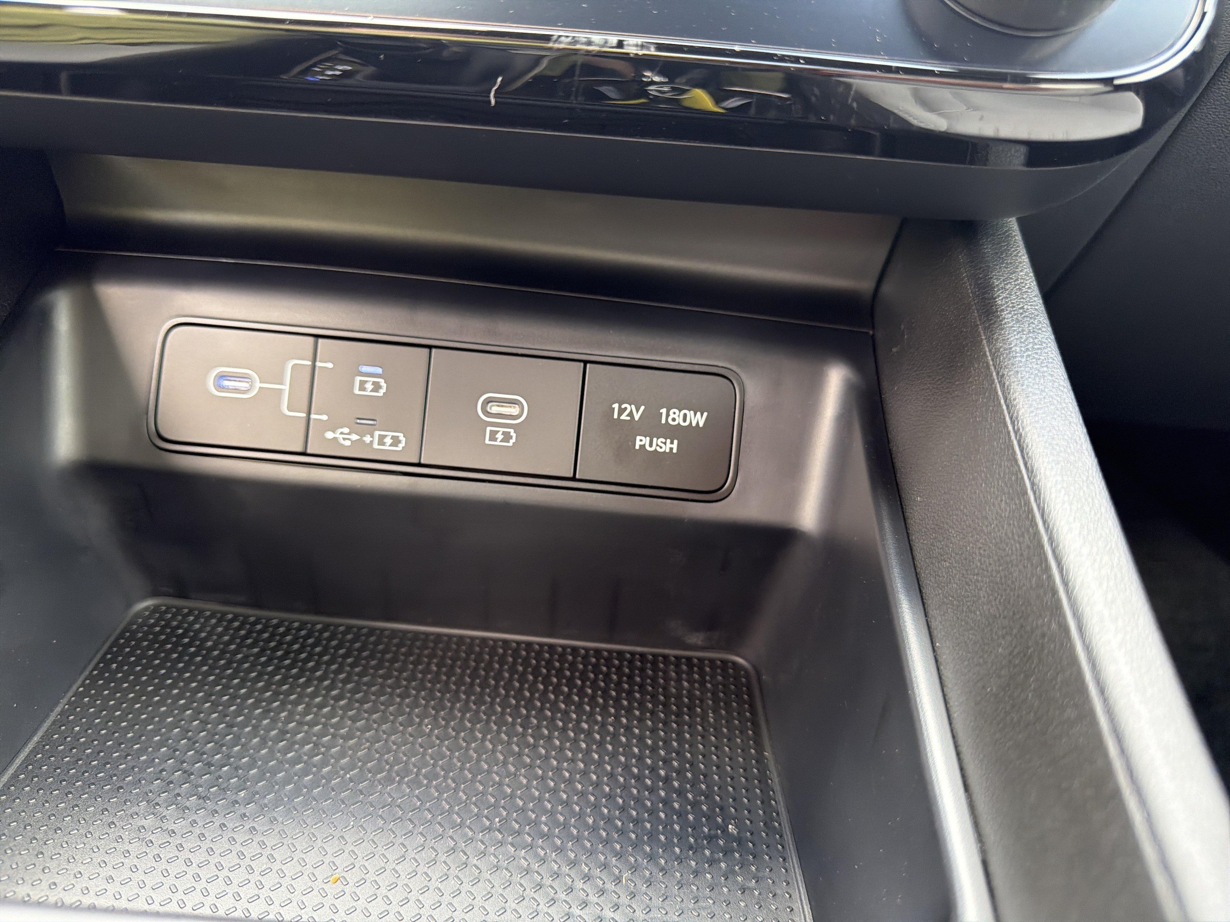 2026 Hyundai Santa Cruz SEL - Photo 17