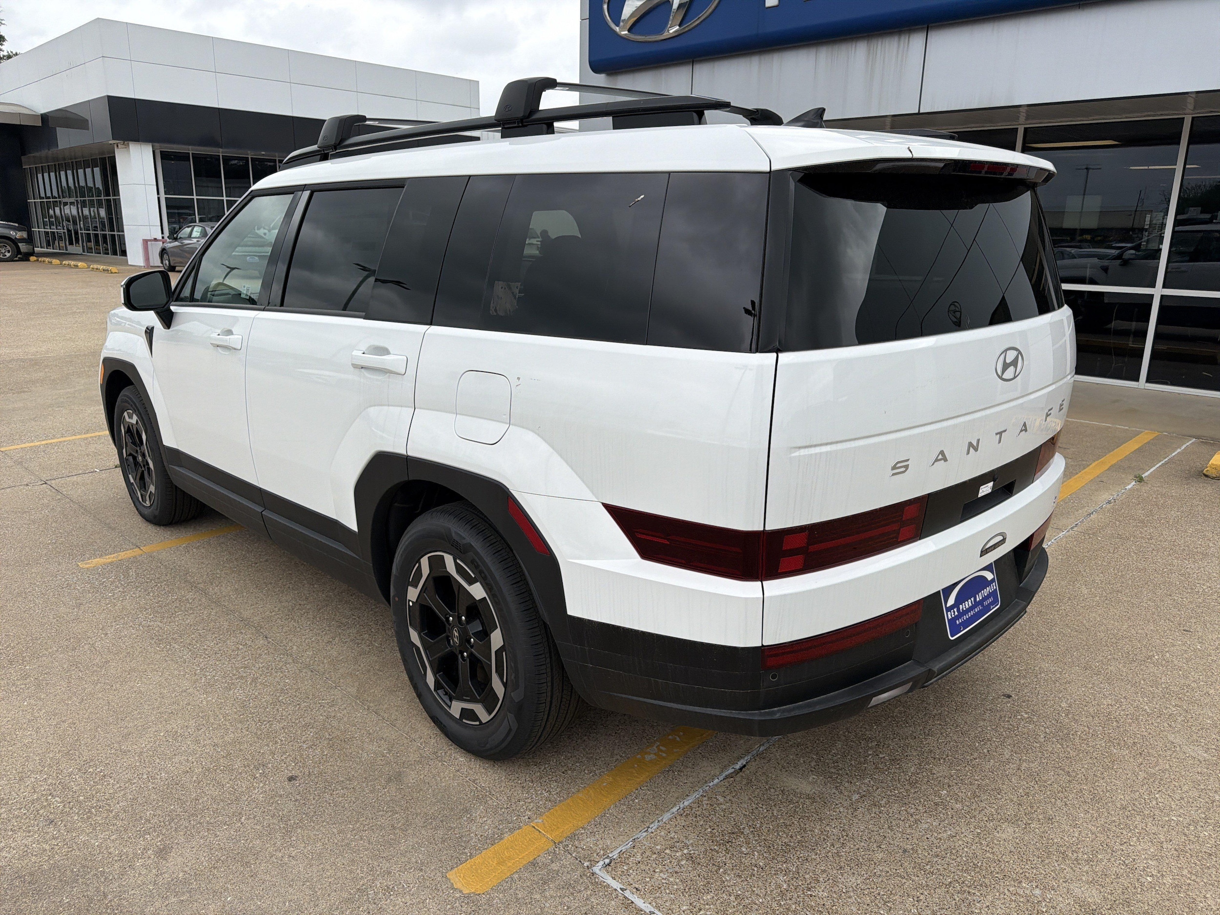 2026 Hyundai Santa Fe SEL - Photo 4