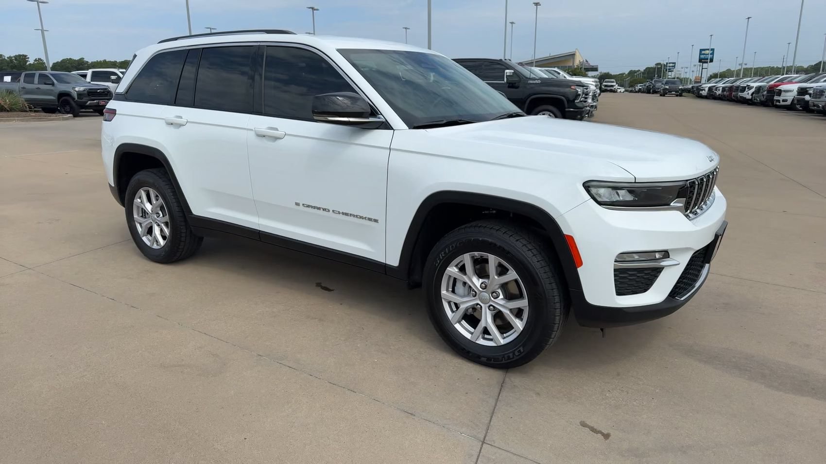 Used 2022 Jeep Grand Cherokee Limited Limited 4x2