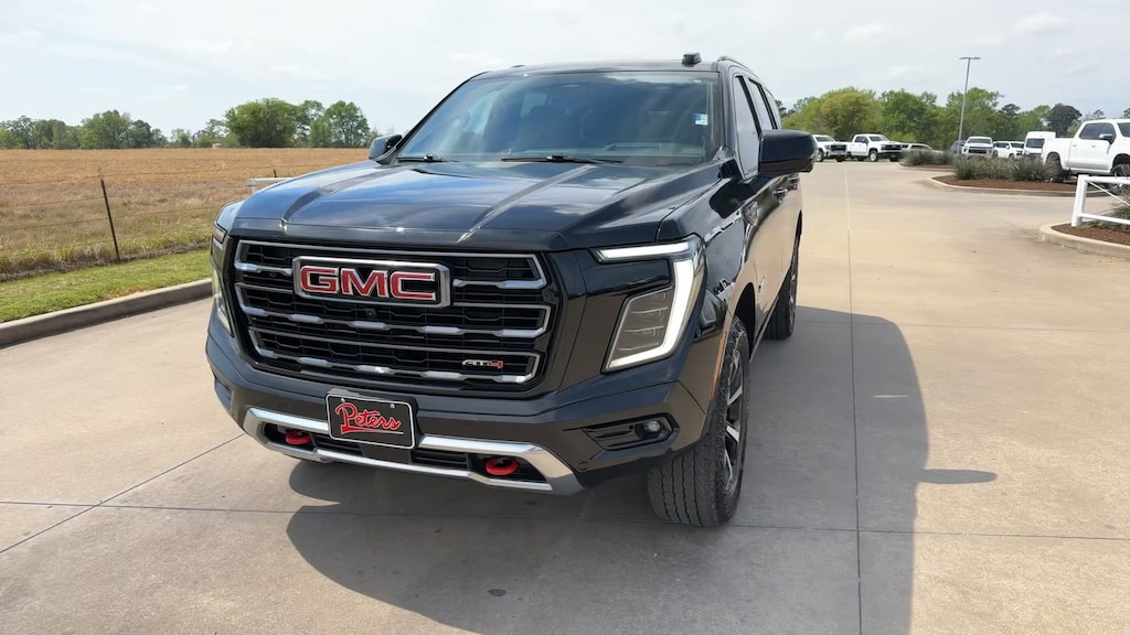 Used 2025 GMC Yukon AT4 4WD AT4