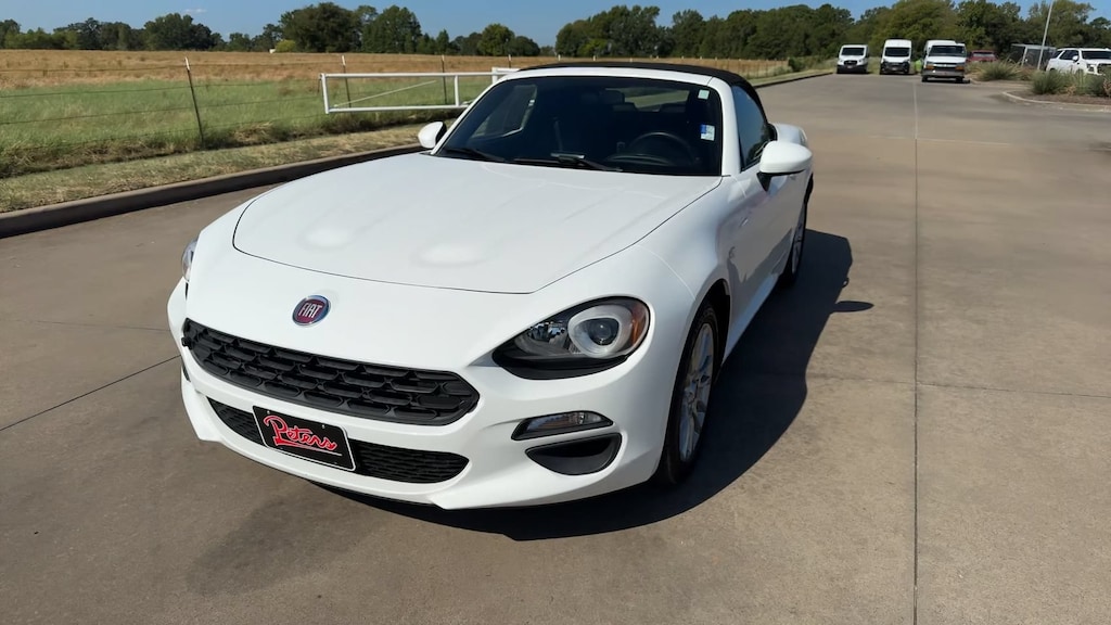 Used 2017 FIAT 124 Spider Classica Convertible