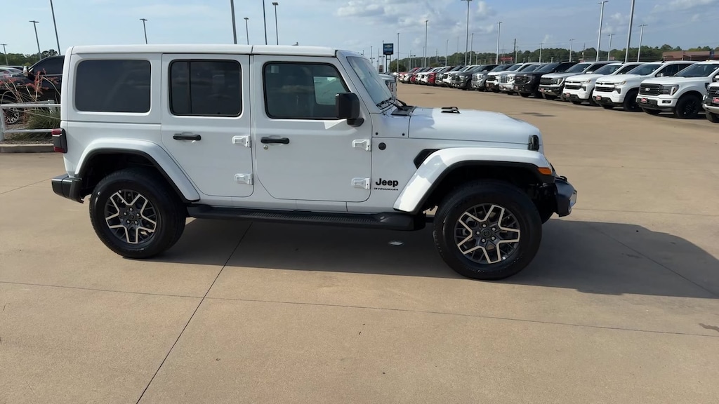 Used 2026 Jeep Wrangler Sahara Sahara 4x4