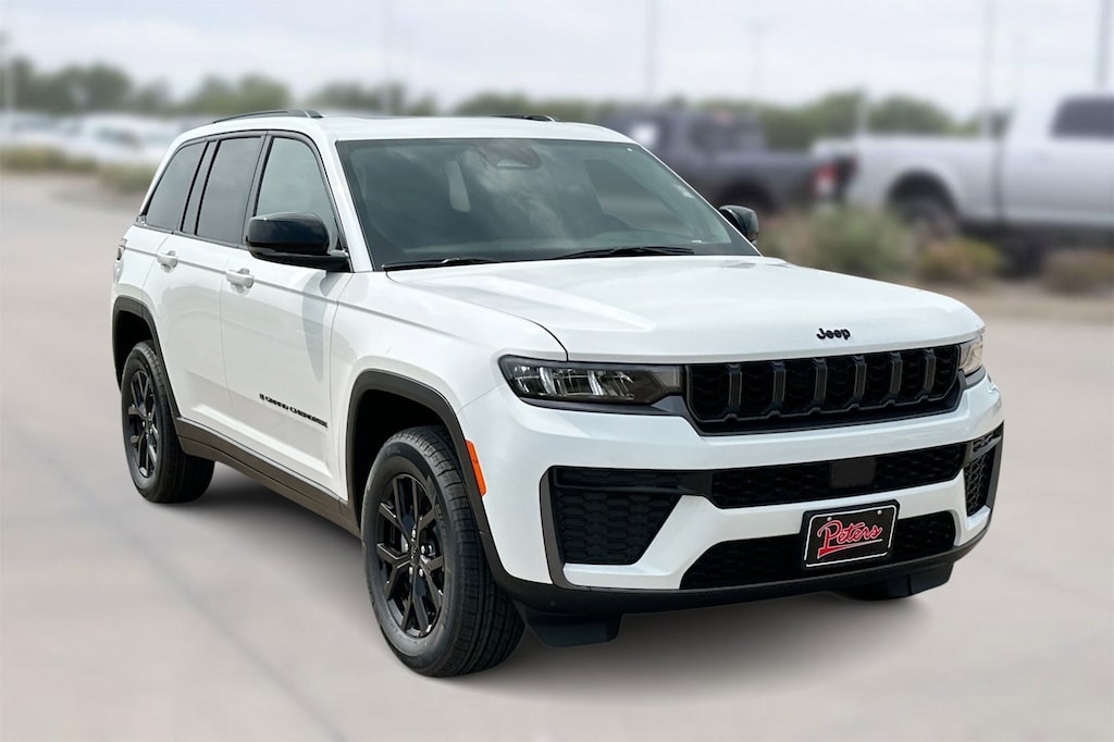 New 2026 Jeep Grand Cherokee Laredo Sport Utility