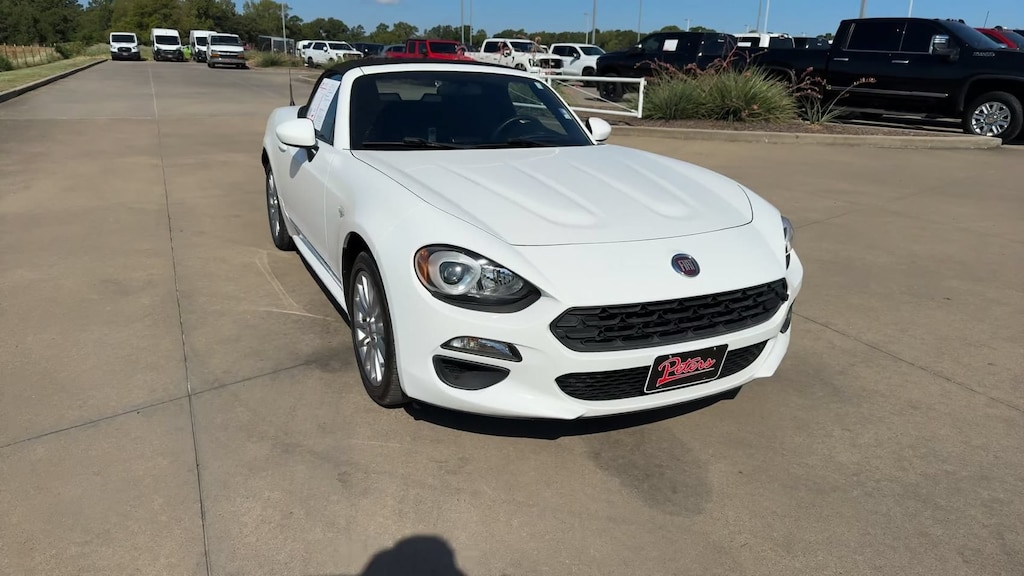 Used 2017 FIAT 124 Spider Classica Convertible
