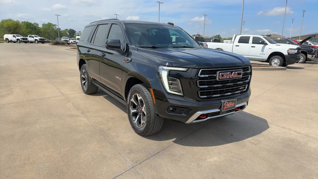 Used 2025 GMC Yukon AT4 4WD AT4