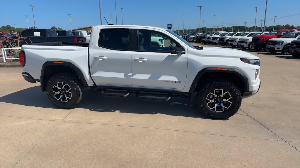 Used 2024 GMC Canyon 4WD AT4X 4WD Crew Cab AT4X