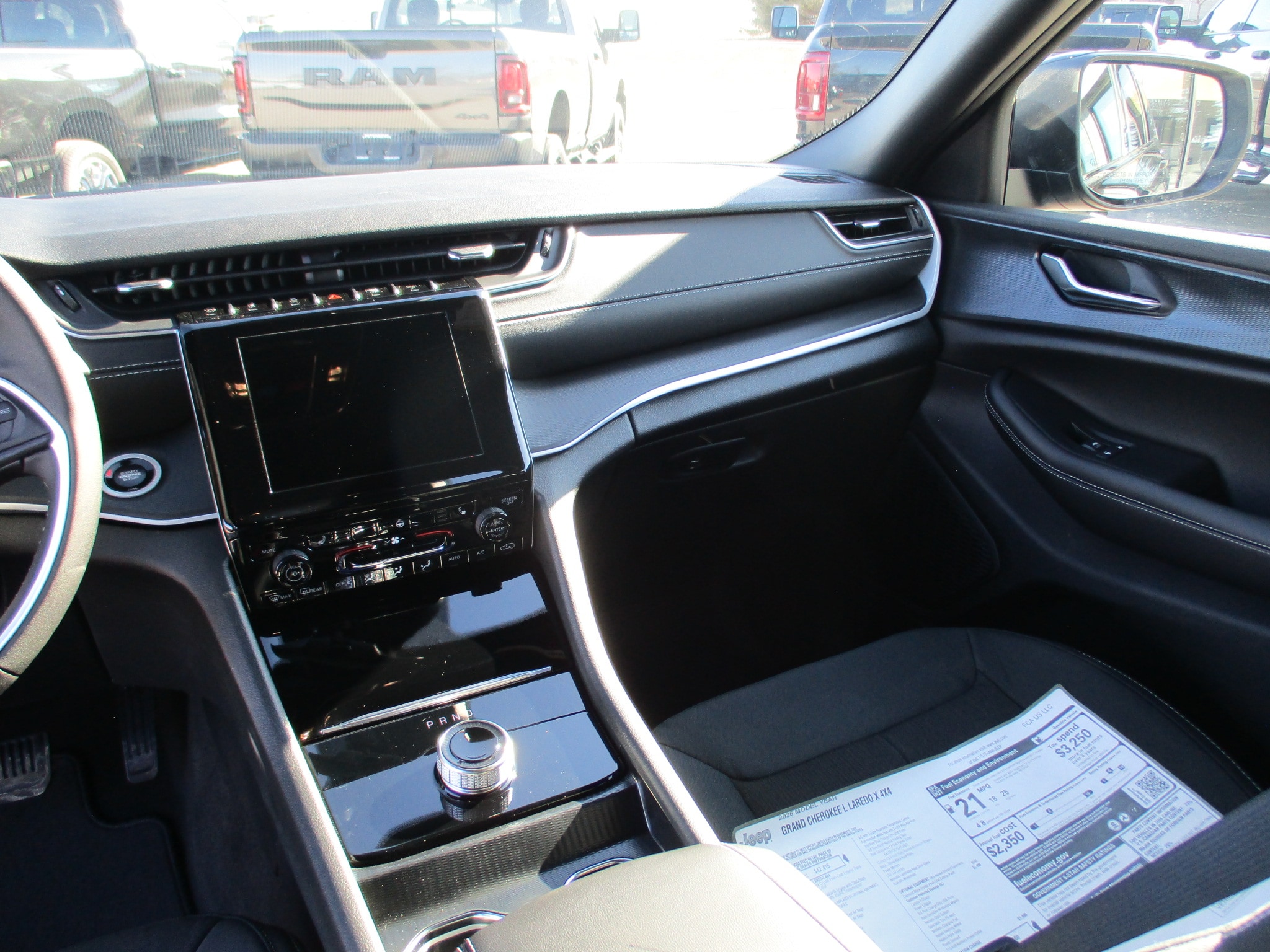 2026 Jeep Grand Cherokee L Laredo - Photo 9