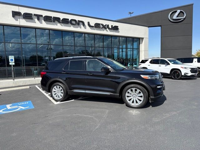 2020 Ford Explorer