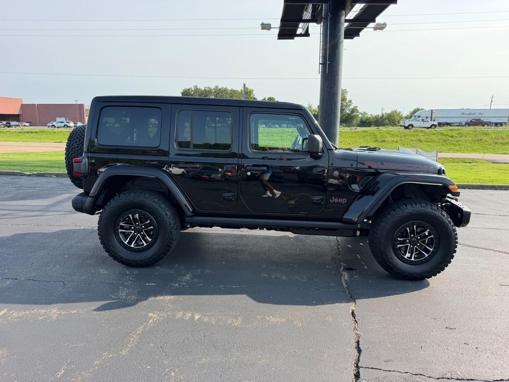 New 2026 Jeep Wrangler Rubicon X Sport Utility