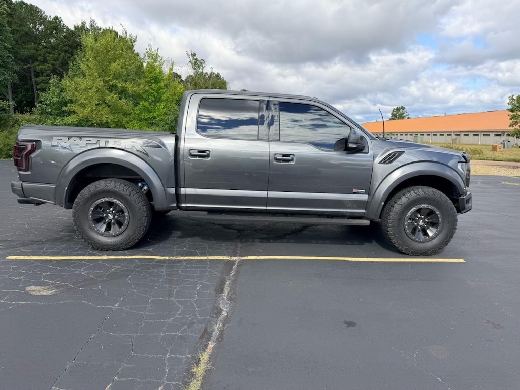 Used 2018 Ford F-150 Raptor Truck