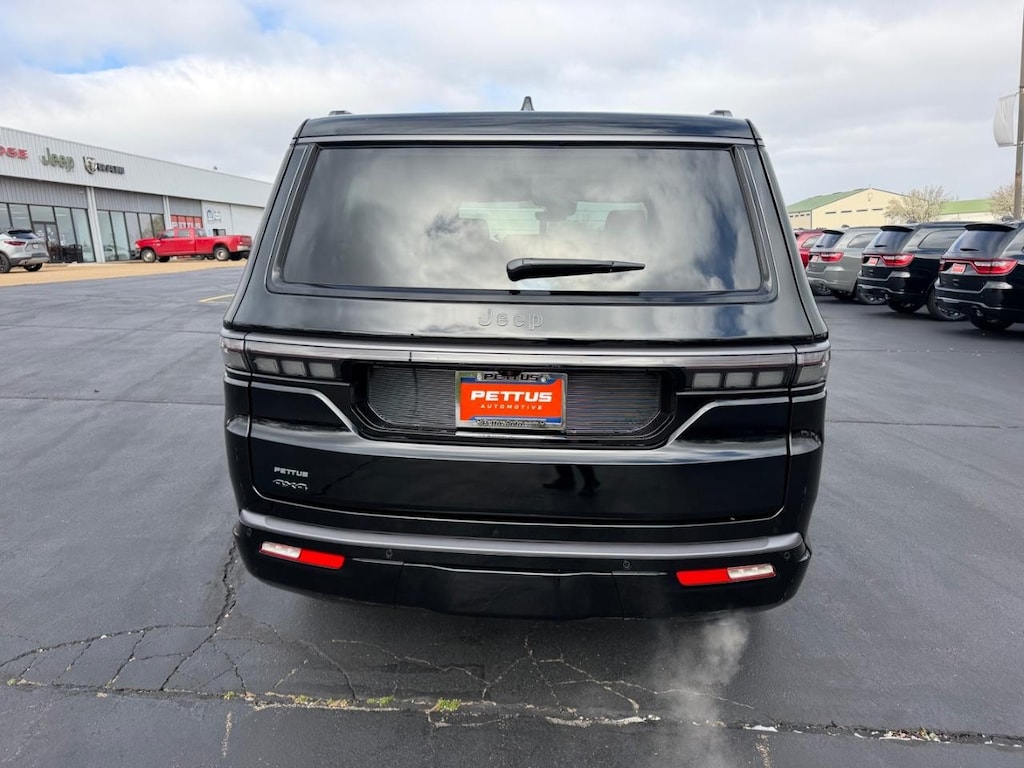 New 2026 Jeep Grand Wagoneer Limited Reserve 4x4 Sport Utility