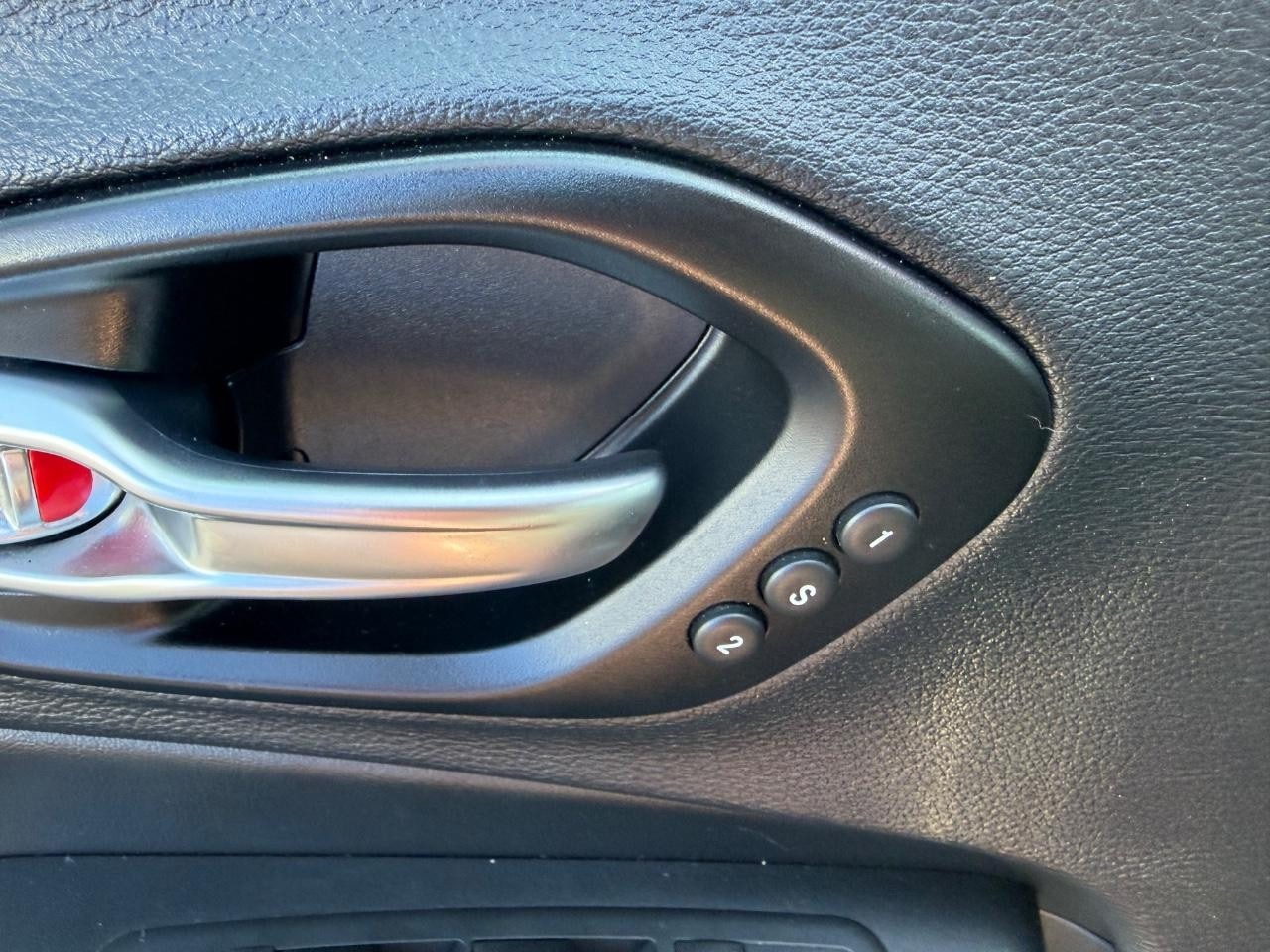 2021 Jeep Cherokee Limited - Photo 21