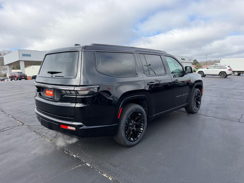 New 2026 Jeep Grand Wagoneer Limited Reserve 4x4 Sport Utility