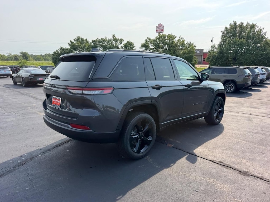 New 2026 Jeep Grand Cherokee Limited Sport Utility
