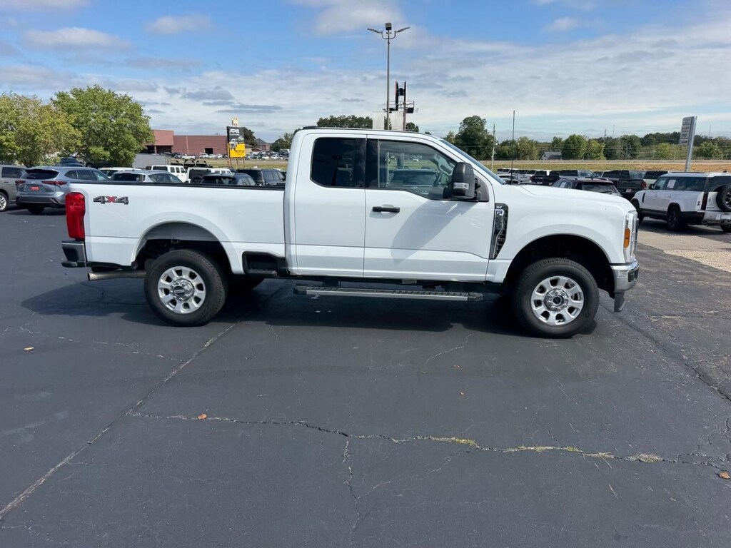 Used 2024 Ford Super Duty F-250 SRW 4WD Supercab Box Truck