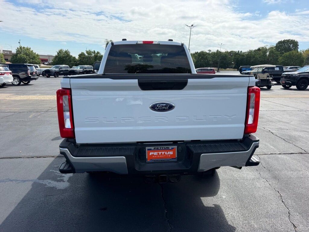 Used 2024 Ford Super Duty F-250 SRW 4WD Supercab Box Truck