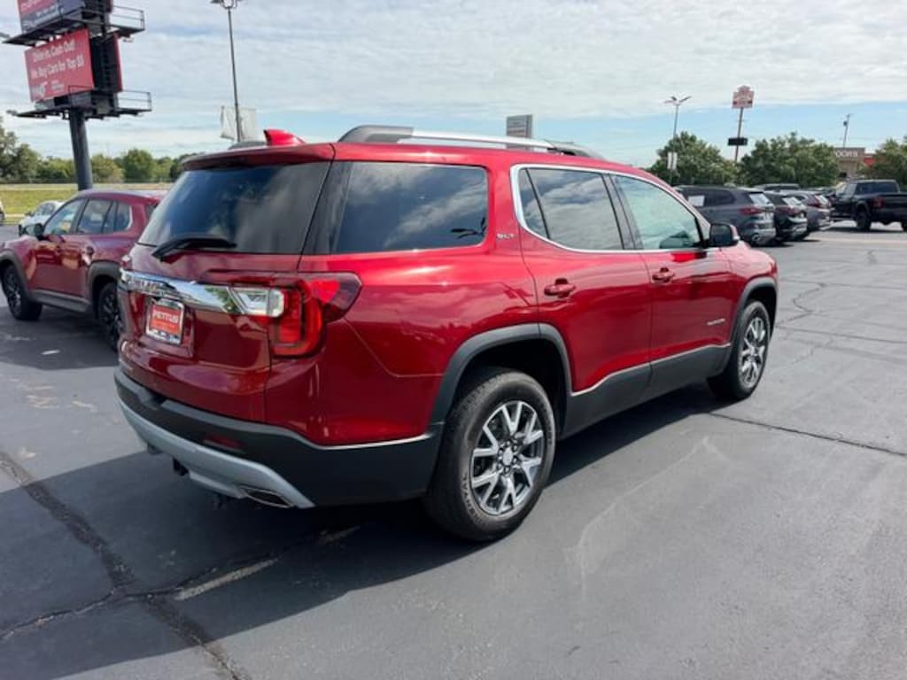 Used 2023 GMC Acadia SLT SUV