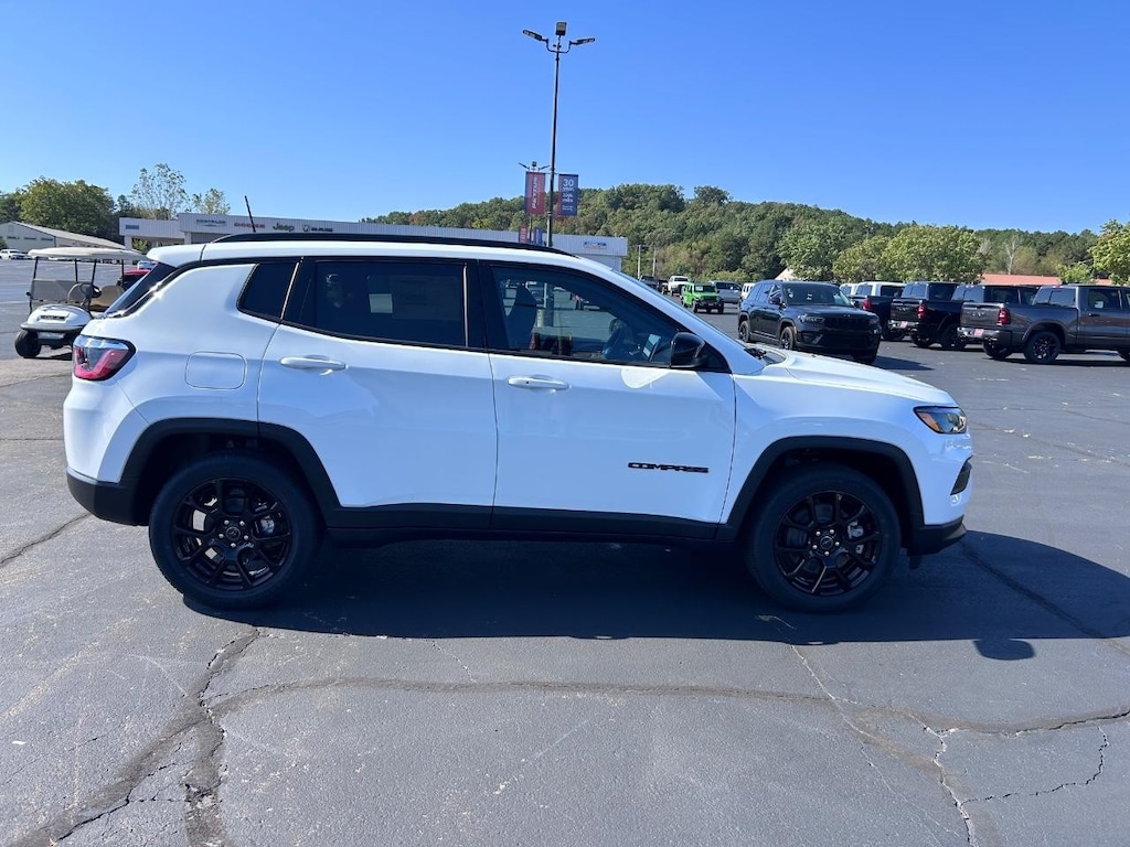 New 2026 Jeep Compass Latitude Sport Utility