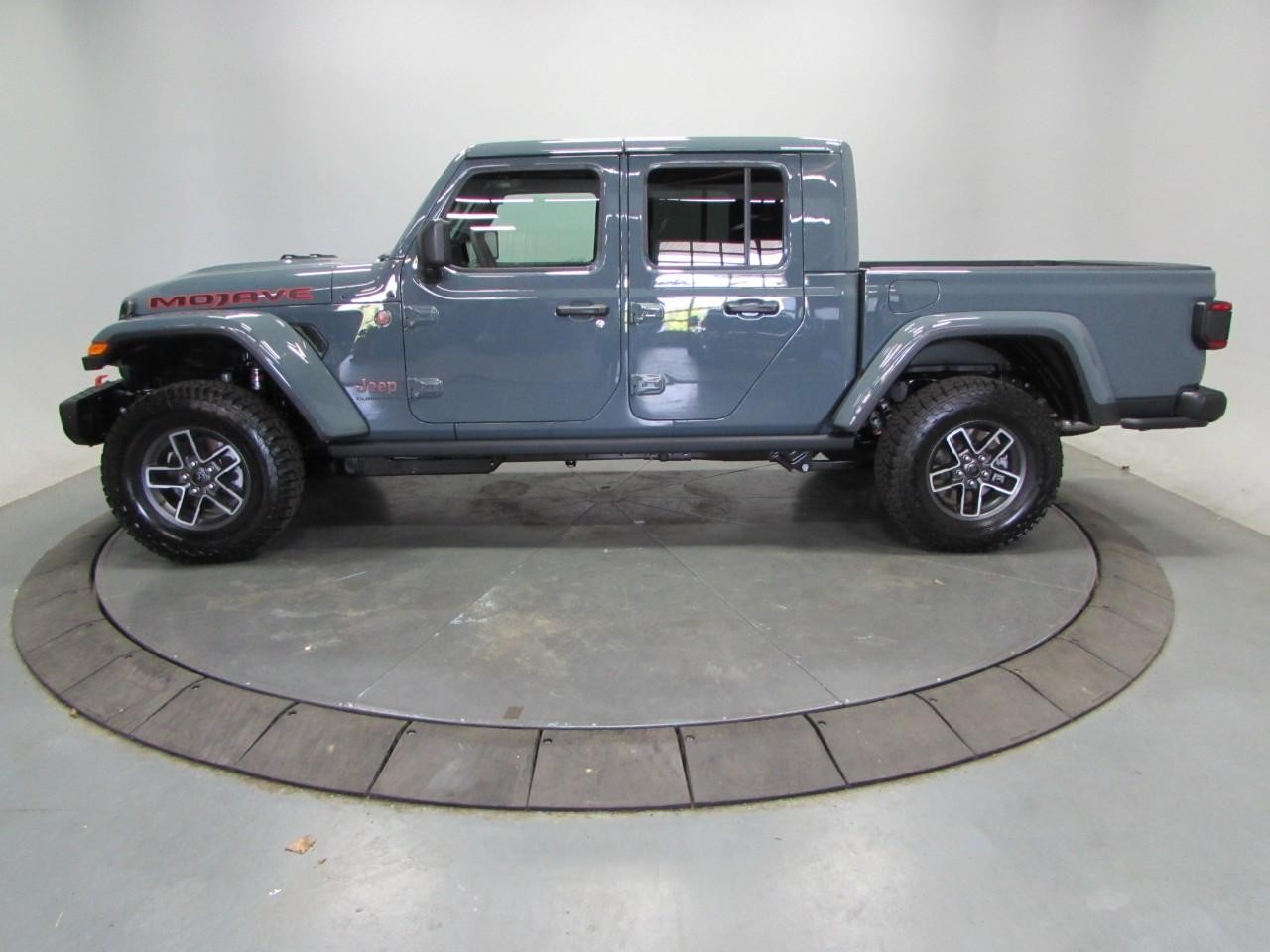 New 2026 Jeep Gladiator Mojave X Pickup