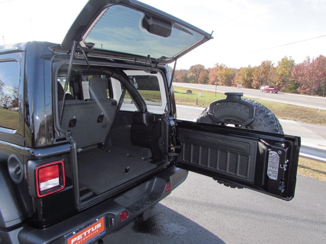 2026 Jeep Wrangler 4-Door Willys - Photo 25