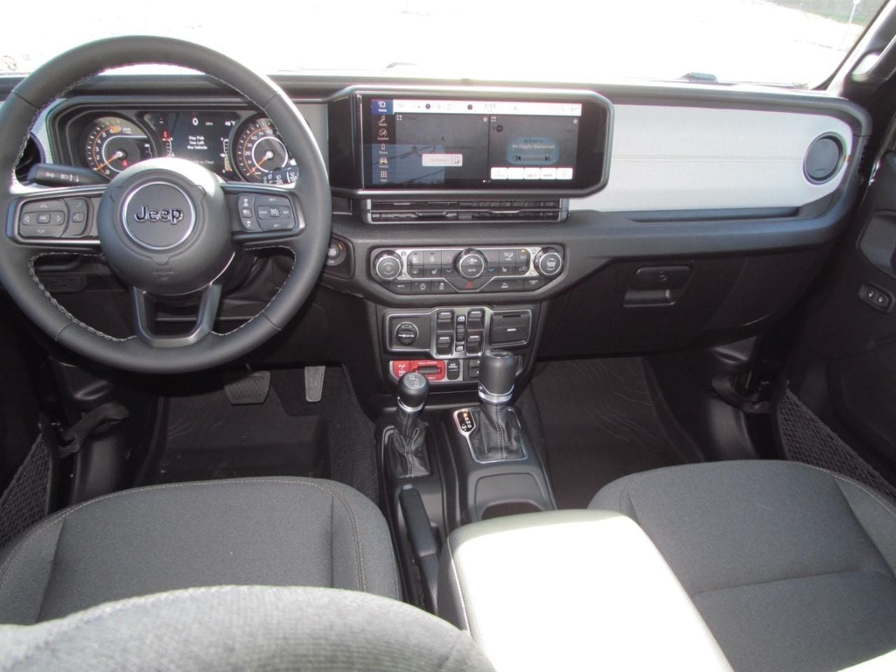 2026 Jeep Wrangler 4-Door Willys - Photo 23
