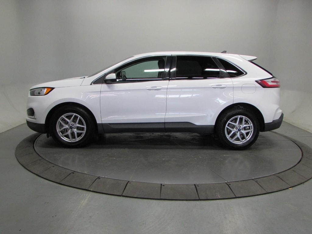 Used 2021 Ford Edge SEL