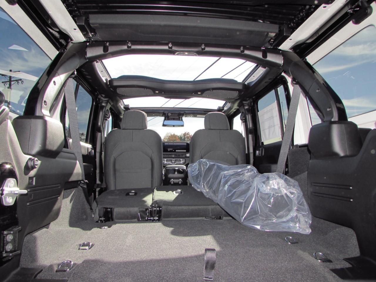 2026 Jeep Wrangler 4-Door Willys - Photo 29