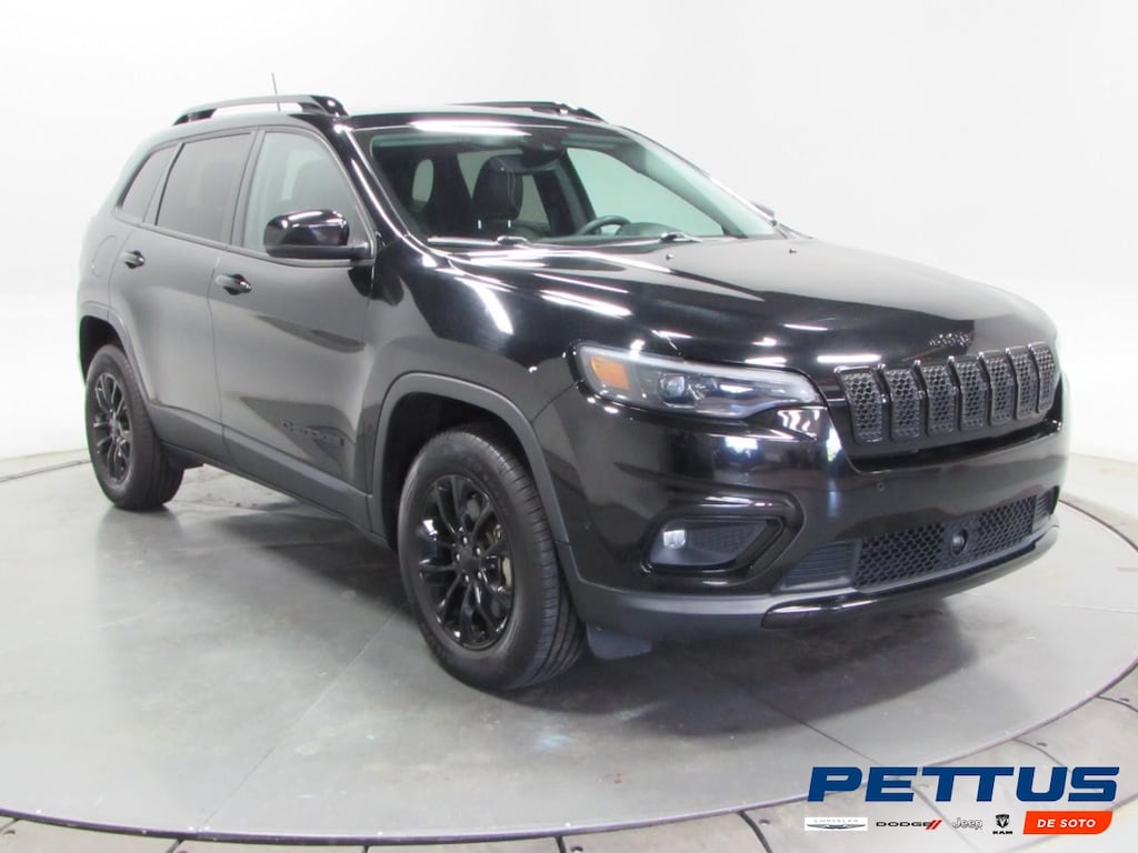 Used 2023 Jeep Cherokee Altitude Lux 4x4