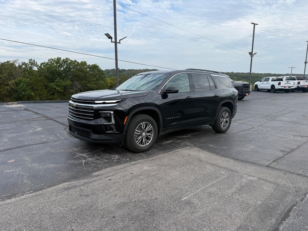Used 2025 Chevrolet Traverse FWD 4dr LT w/1LT