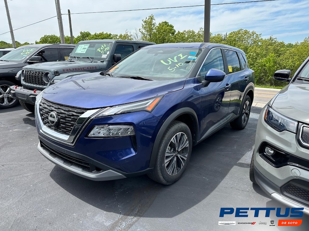 Used 2023 Nissan Rogue FWD SV SUV