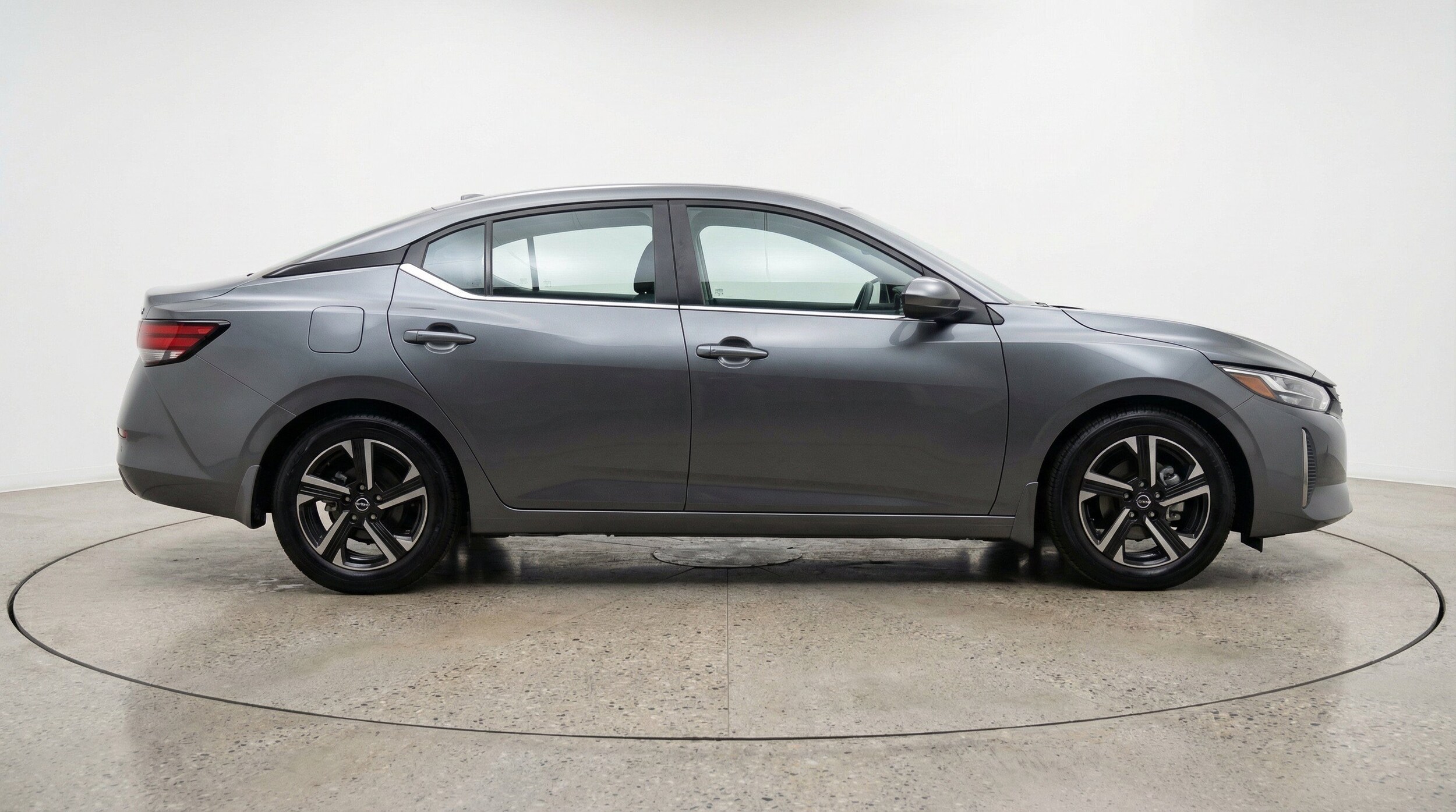 Thumbnail: 2025 Nissan Sentra - 10