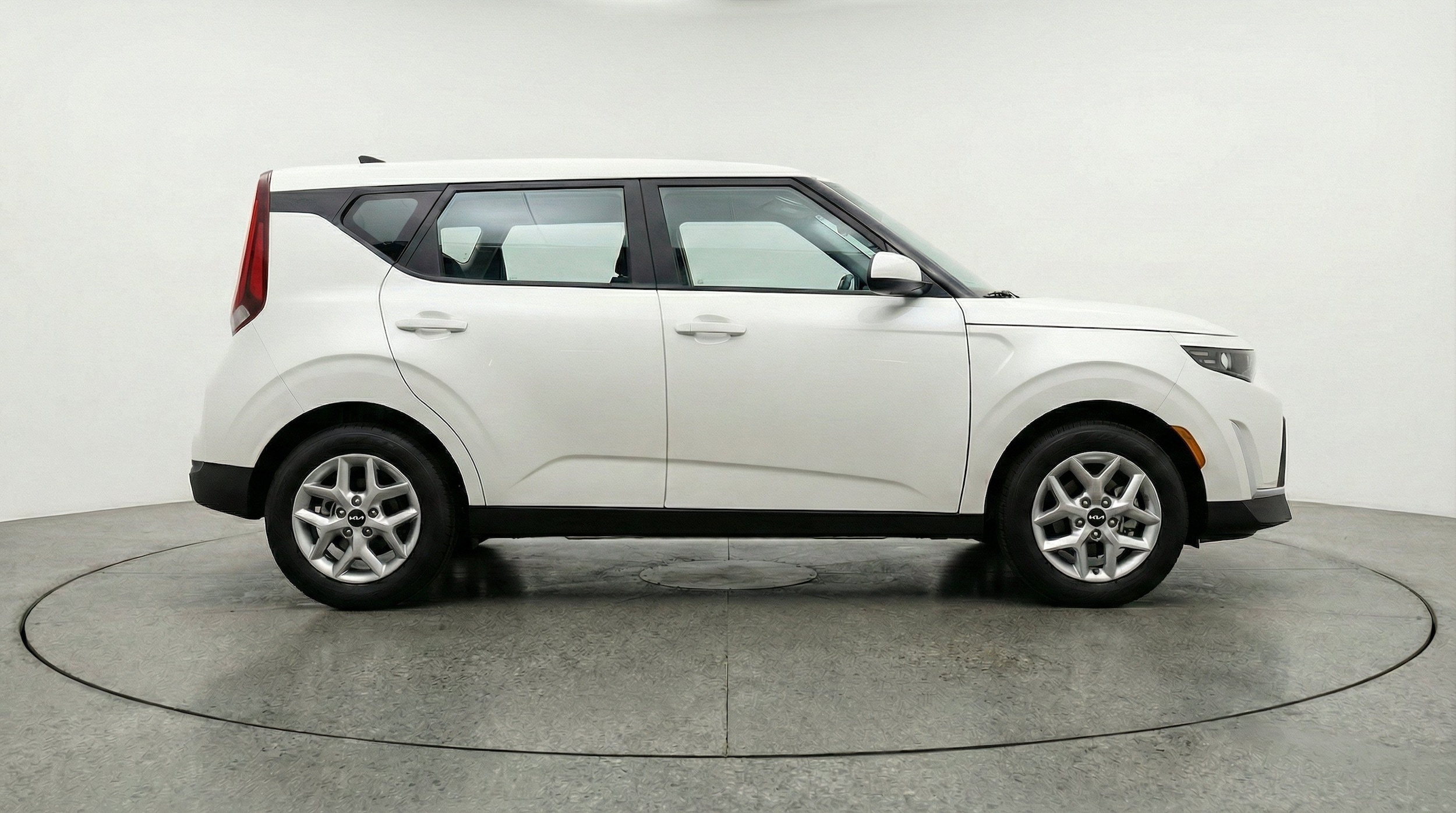Thumbnail: 2025 Kia Soul - 10