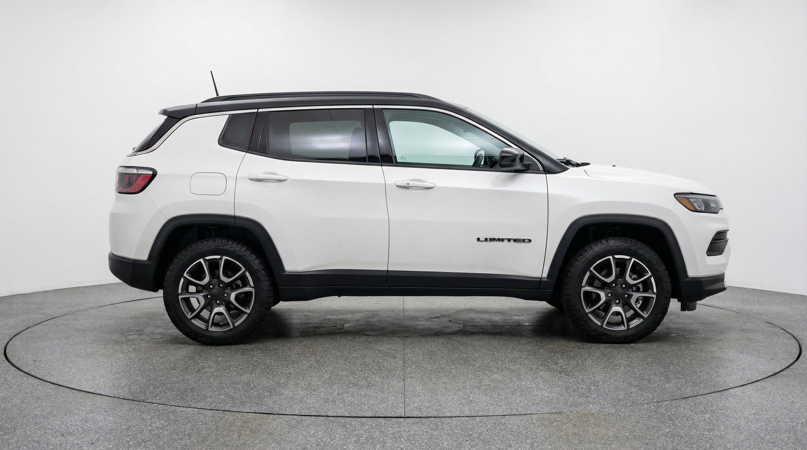 Thumbnail: 2025 Jeep Compass - 10
