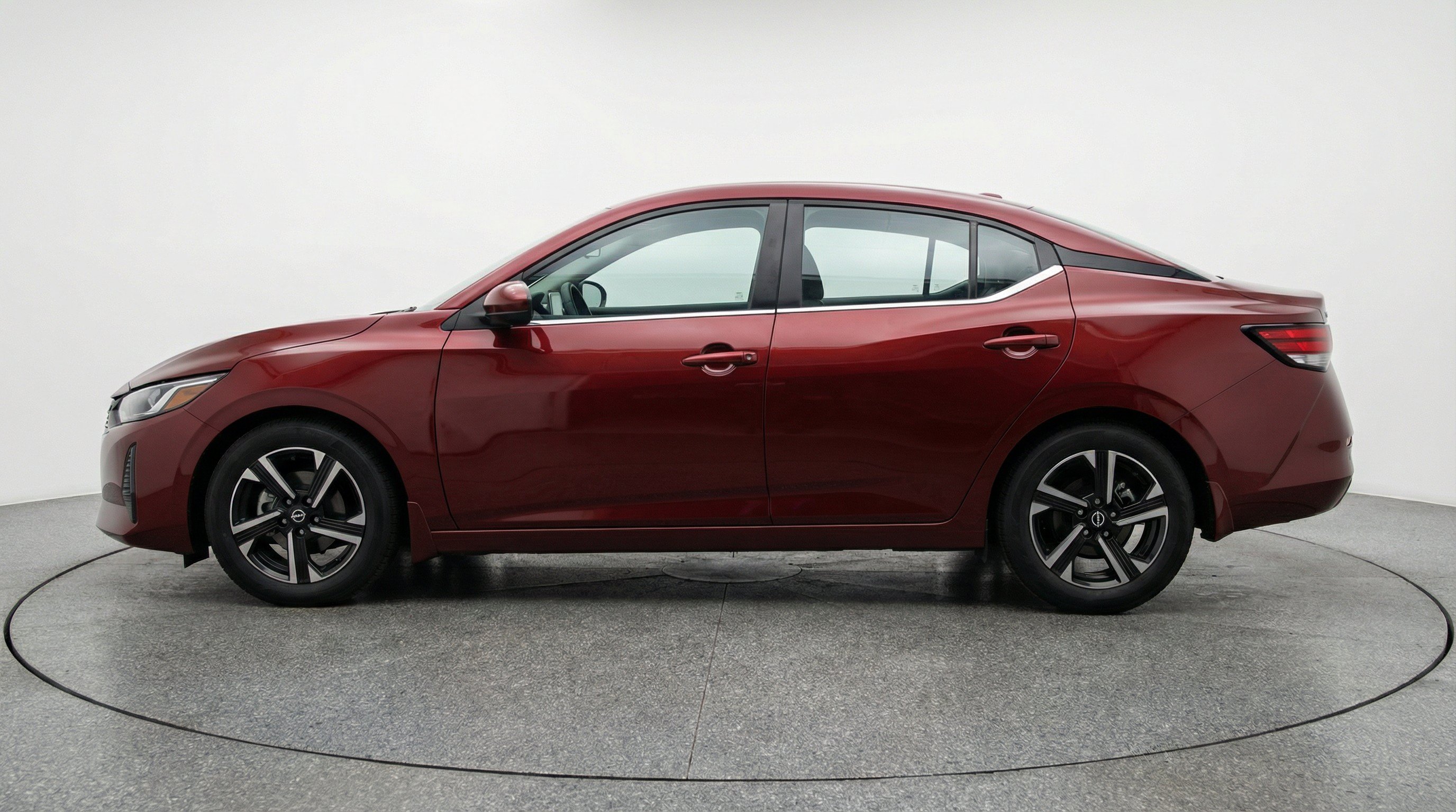 Thumbnail: 2025 Nissan Sentra - 5
