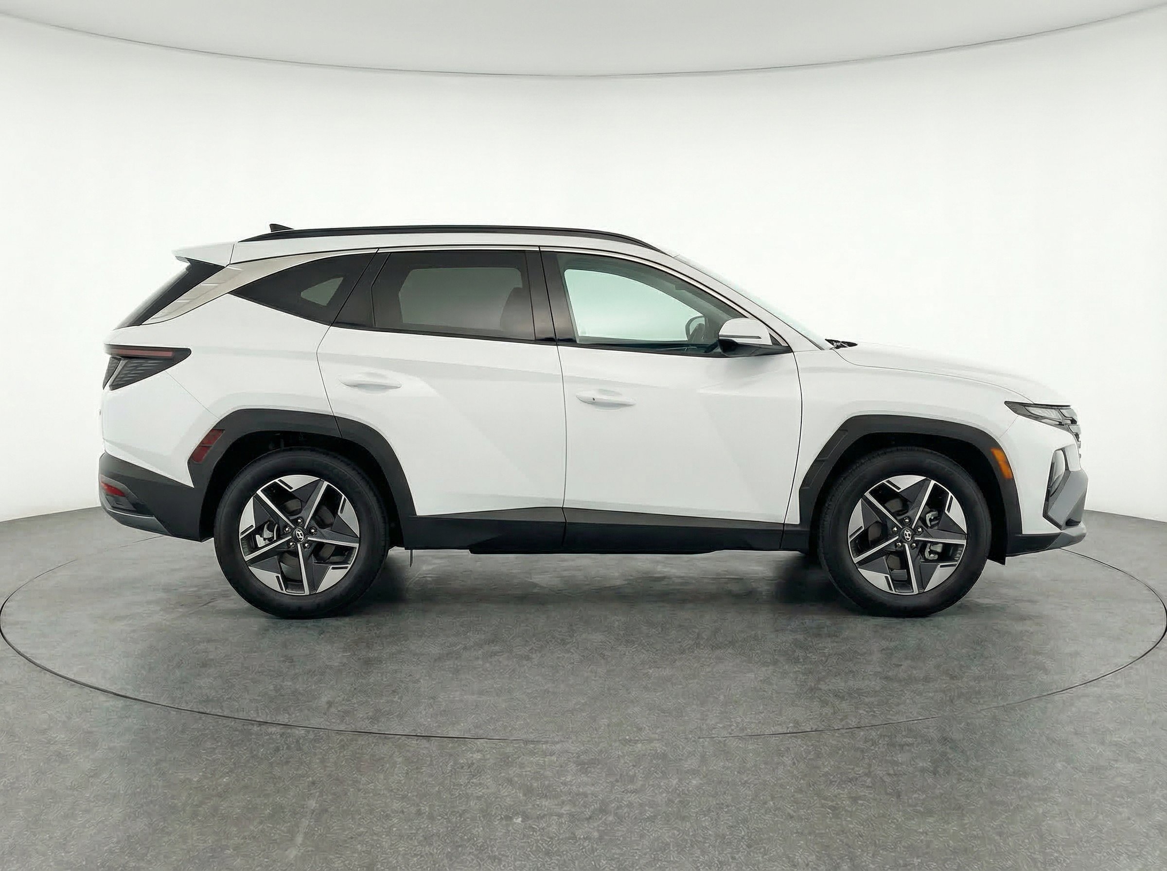 Thumbnail: 2025 Hyundai Tucson - 10