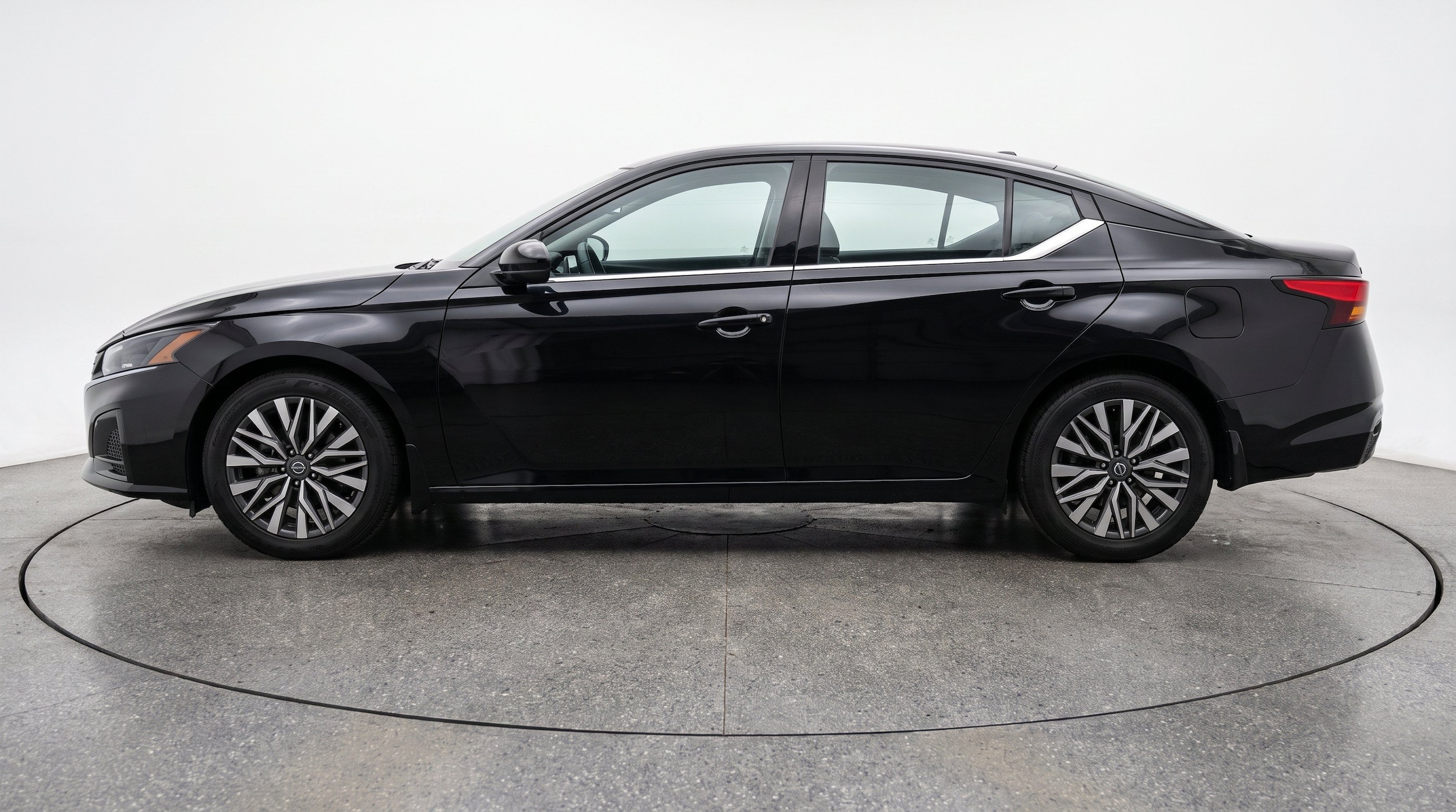 Thumbnail: 2026 Nissan Altima - 5