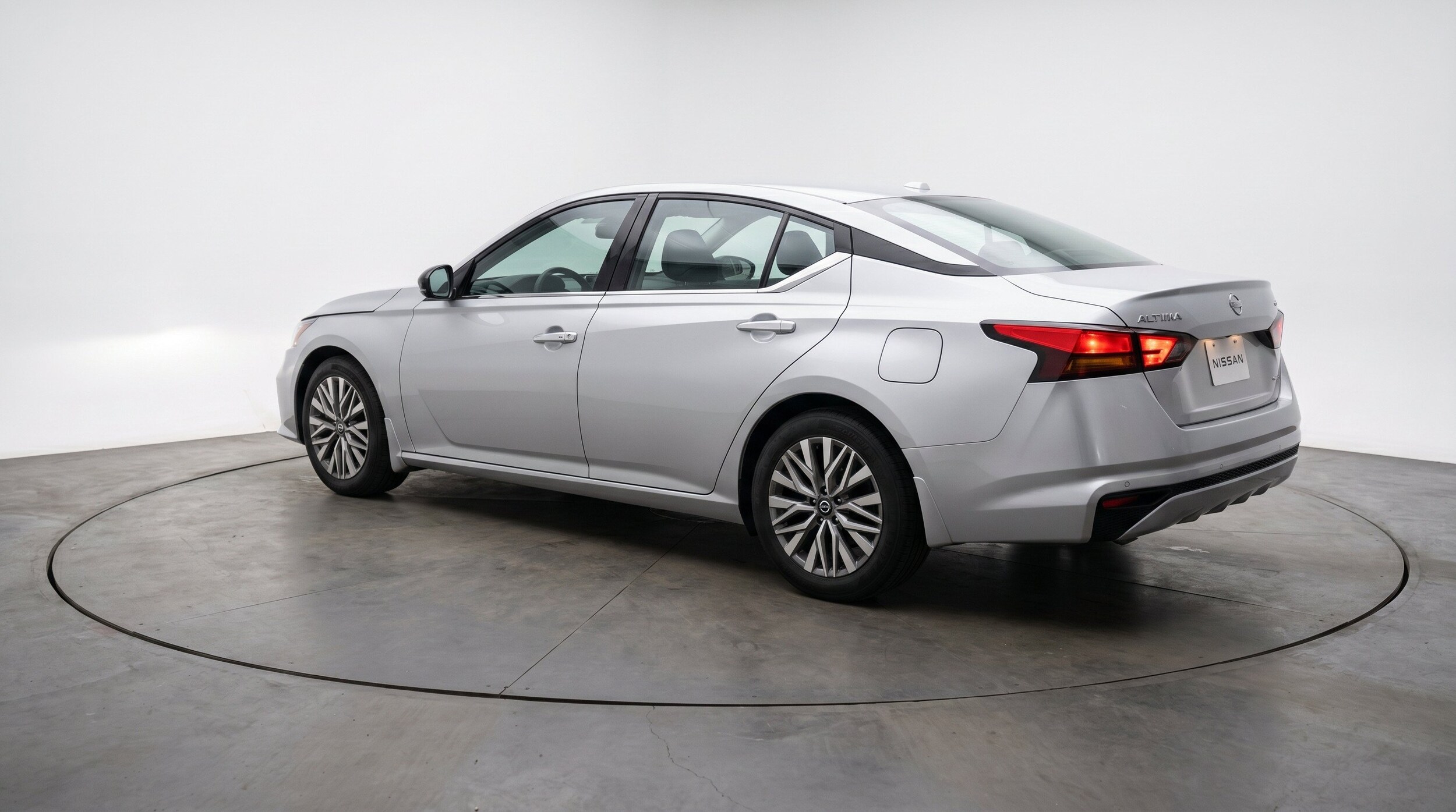 Thumbnail: 2025 Nissan Altima - 6